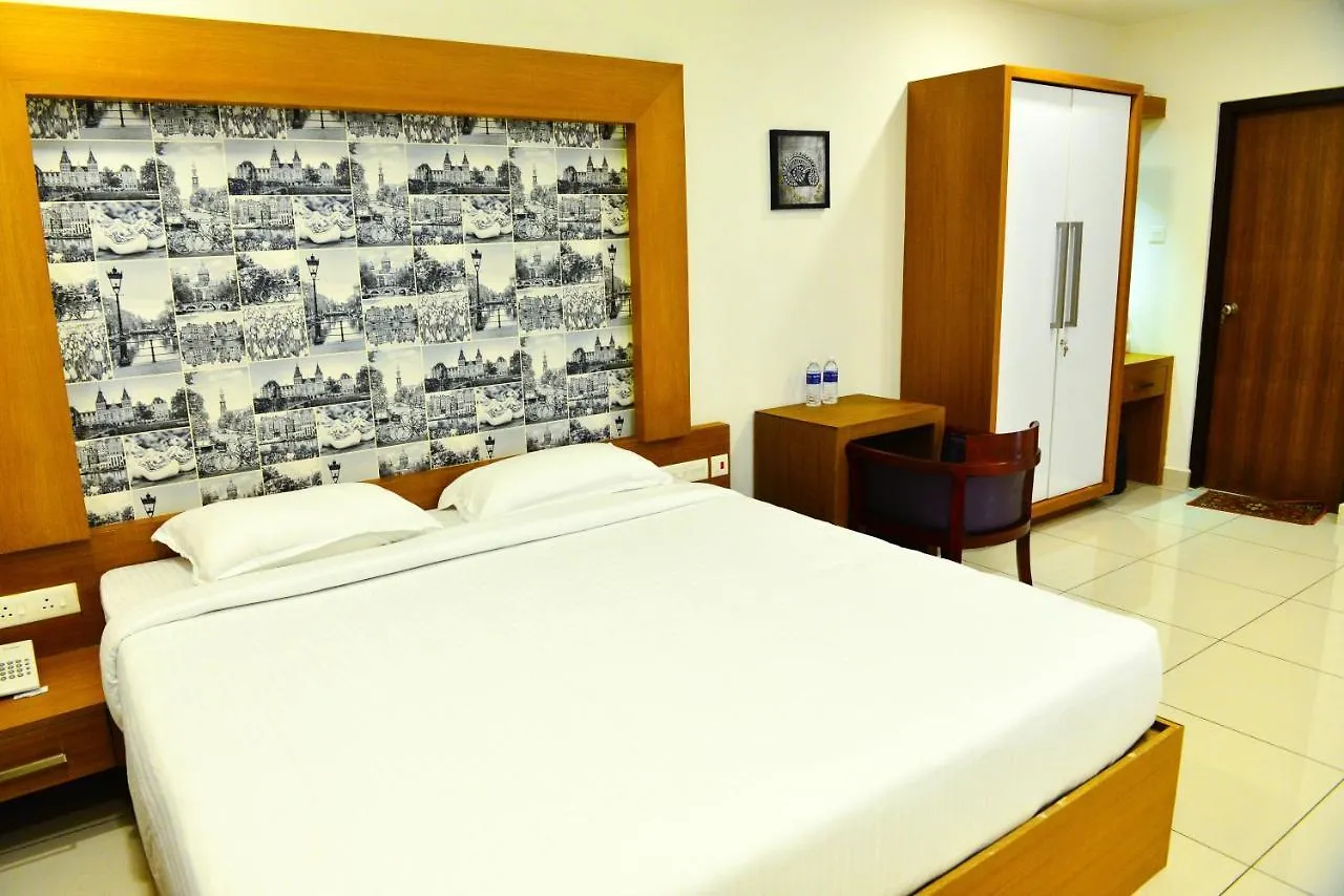 Hotel Aura Residency Payyannur Indie