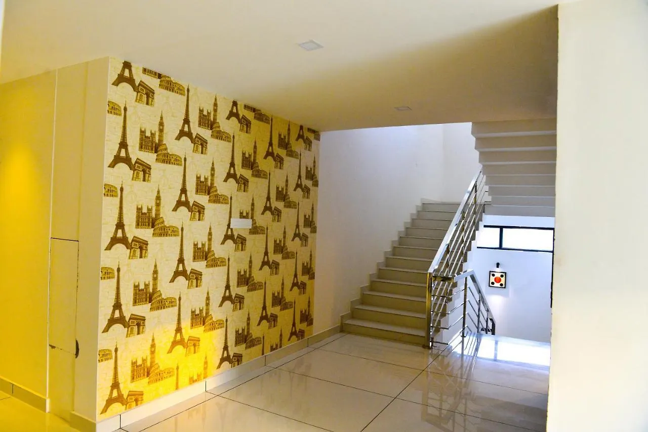 Hotel Aura Residency Payyannur